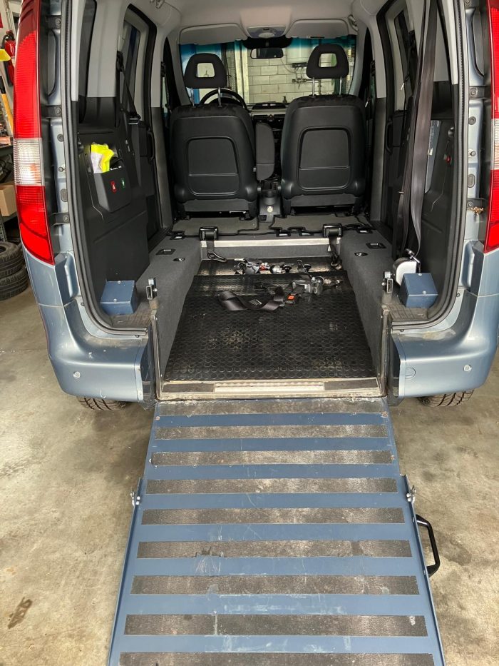 Mercedes-Benz Vaneo Rollstuhltransporter – Bild 7