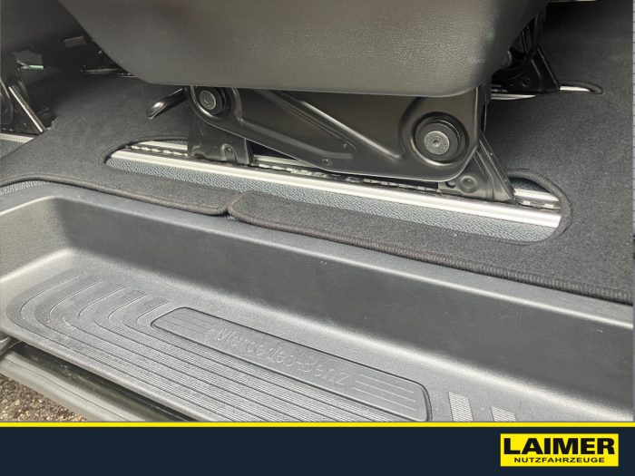 Mercedes Benz Vito Tourer 116 CDI Bus / 9 Sitzer – Bild 7