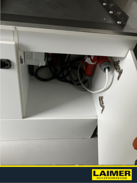 Mercedes Benz Sprinter 310 CDI Foodtruck – Bild 14